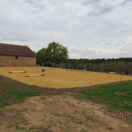 Capdrot Gite Equestre Domaine Des Crins - Biron מראה חיצוני תמונה